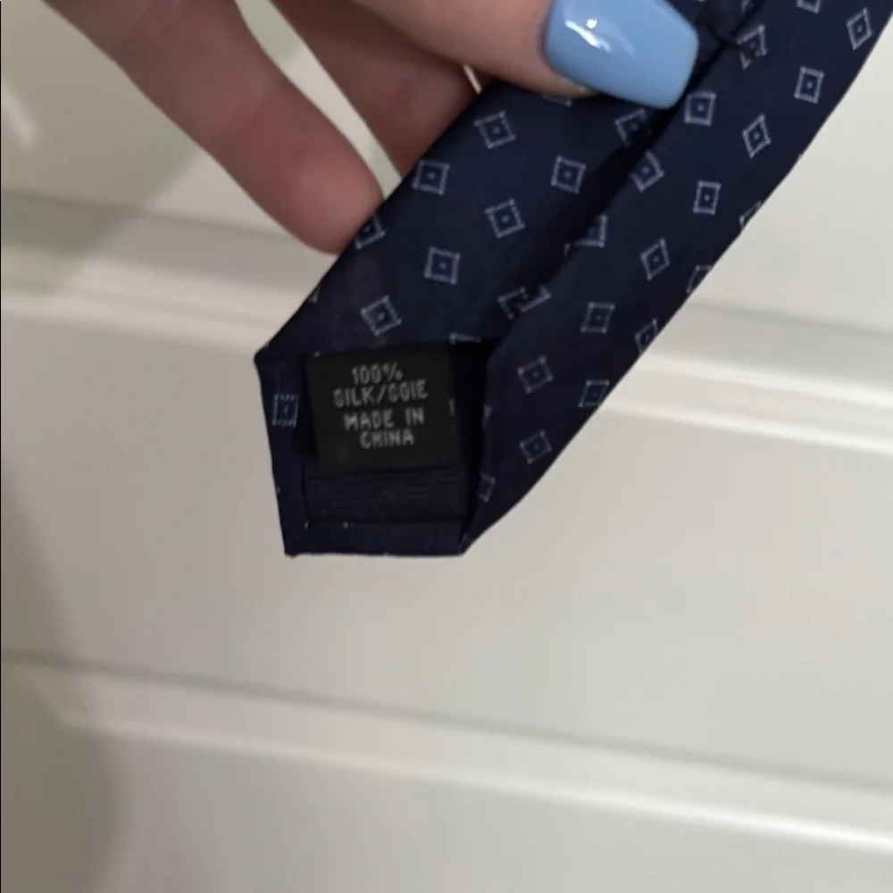 NWT Michael Kors Blue Patterned Tie